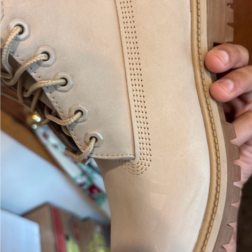 Timberlands - Picture 4 of 5